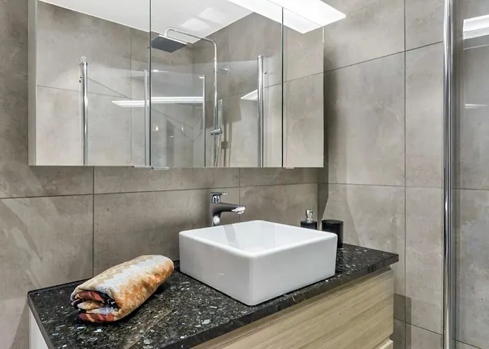 Nydelig 3-roms Pa Torshov